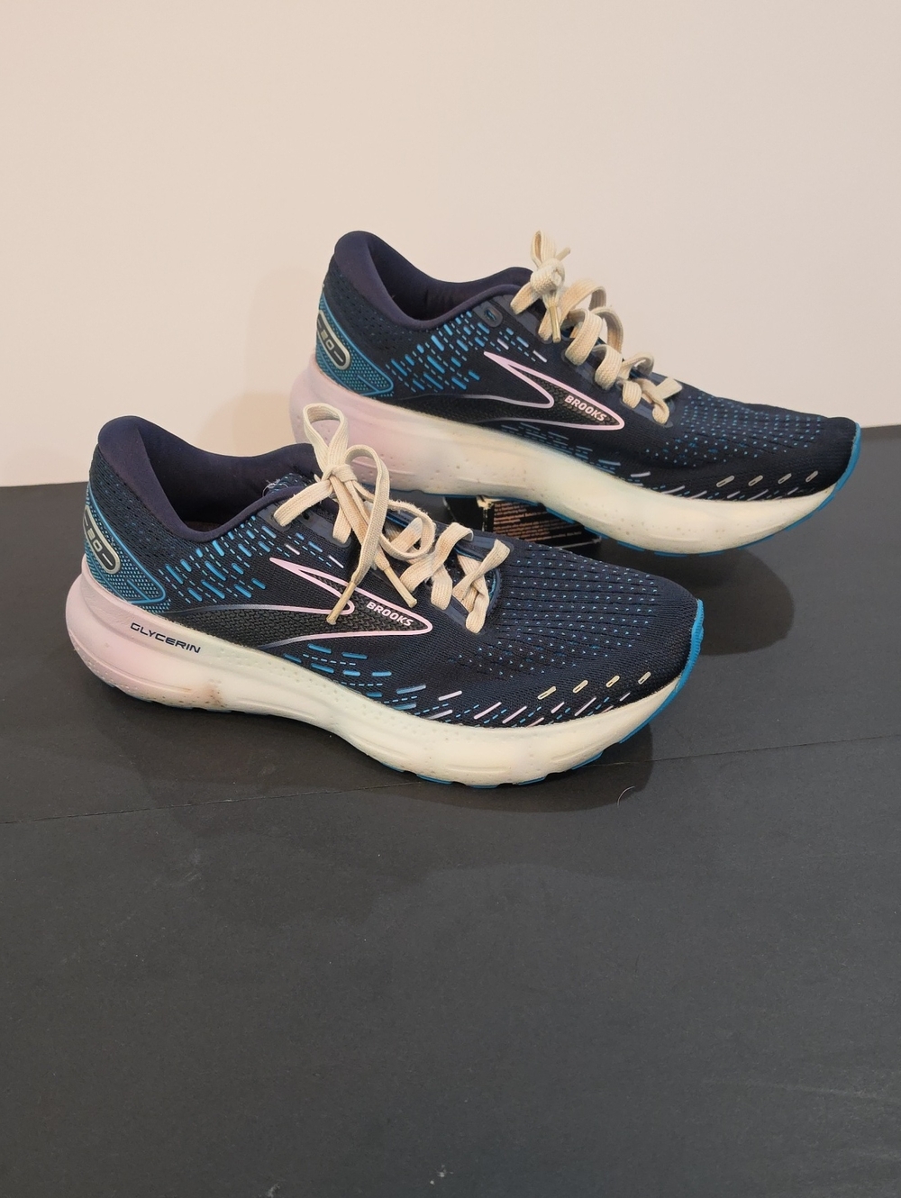 Brooks Glycerin 20 Women's Navy and Light Pink Running Shoes Size 10